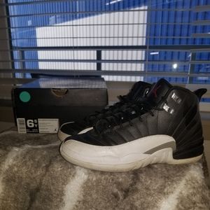 Youth JORDAN RETRO 12- Black / Varsity Red / White